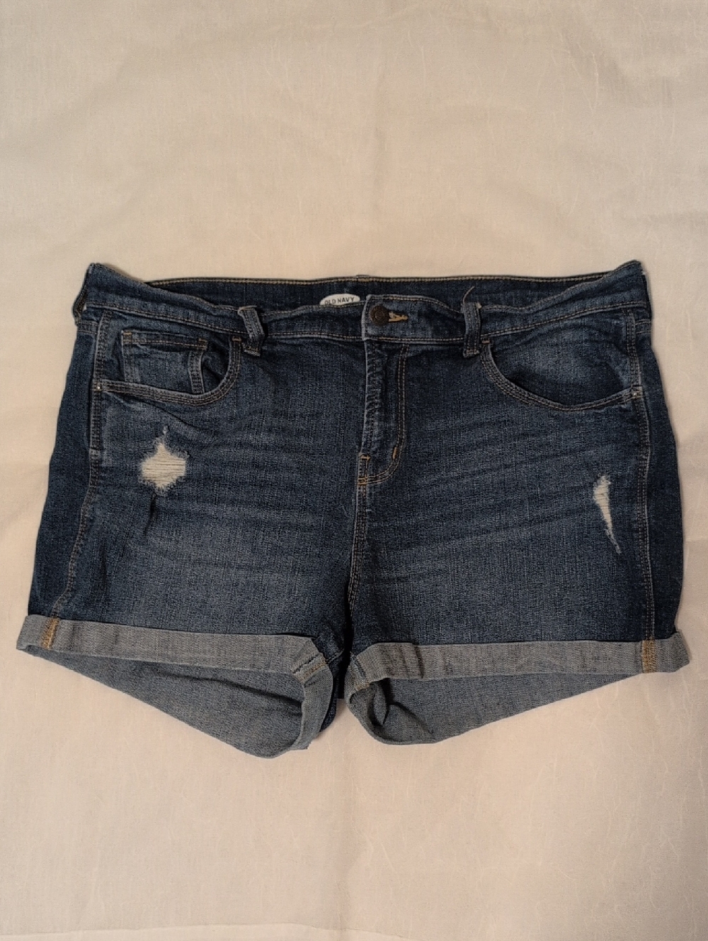 Old Navy Mid-Rise Boyfriend Jean Shorts